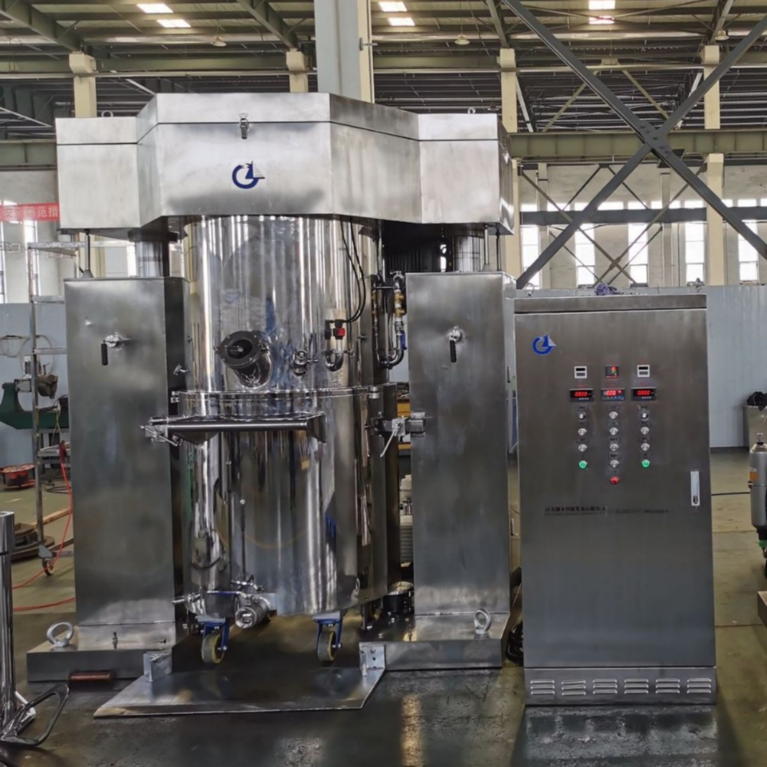 大規模な真空惑星ミキサーの詳細なインストールと操作手順